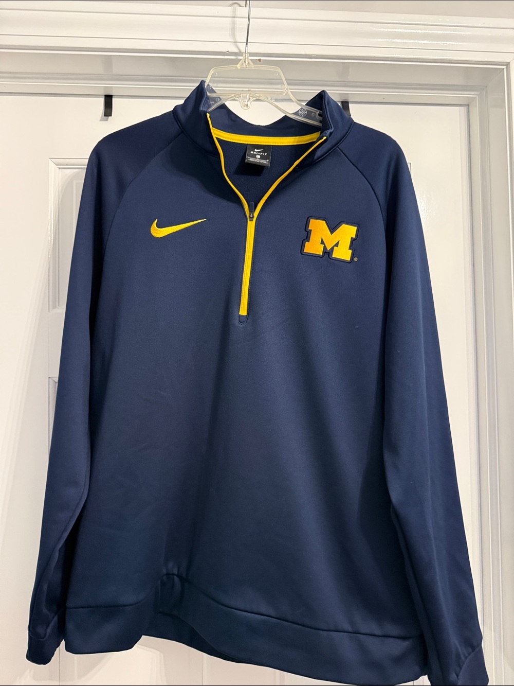 Nike Navy & Yellow Quarter-Zip Pullover Michigan Wolverines size large